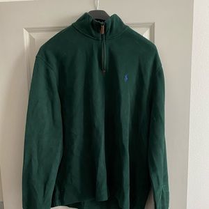 Men’s polo sweatshirt